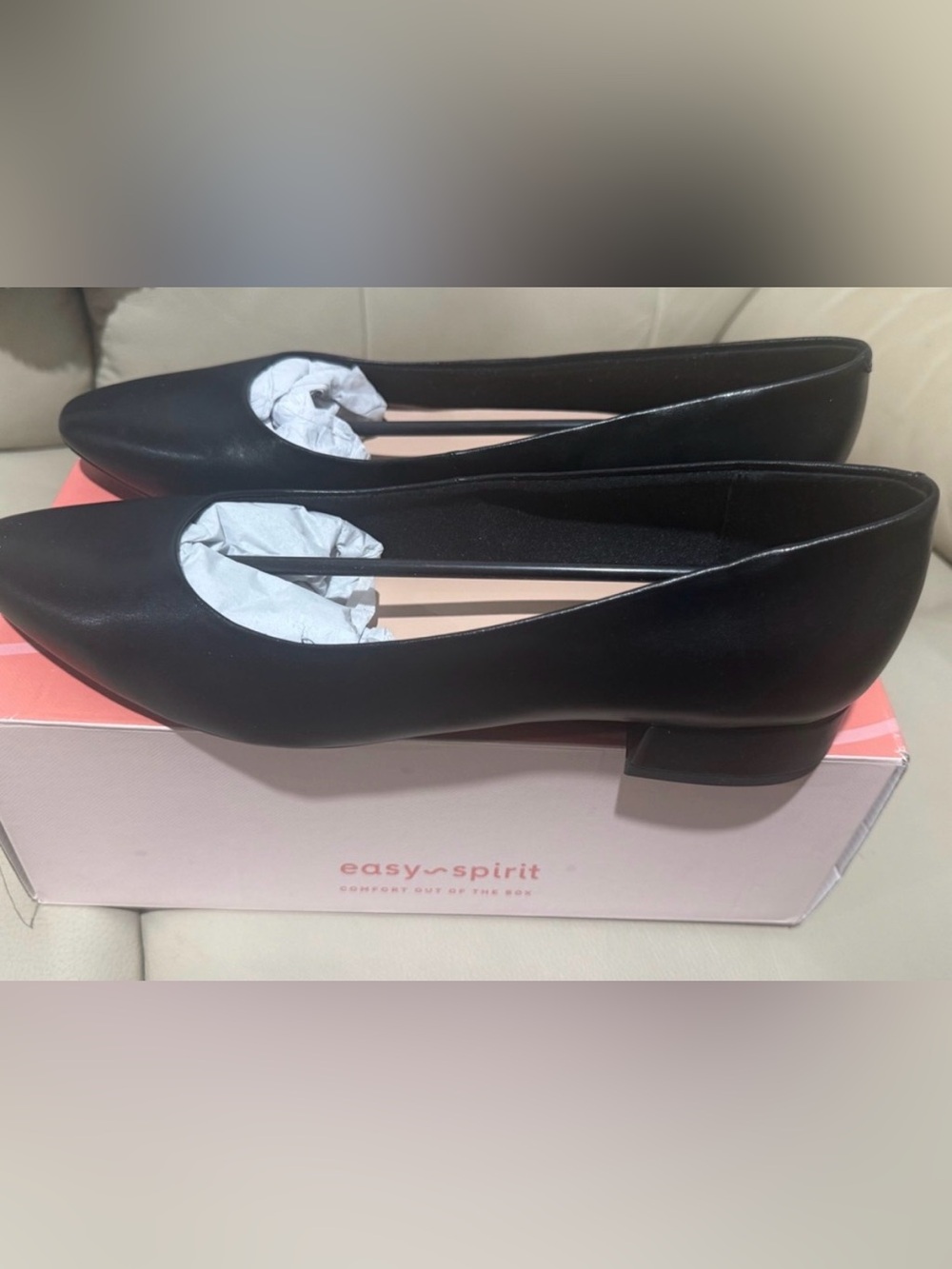 Easy Spirit Black low pumps size 12
